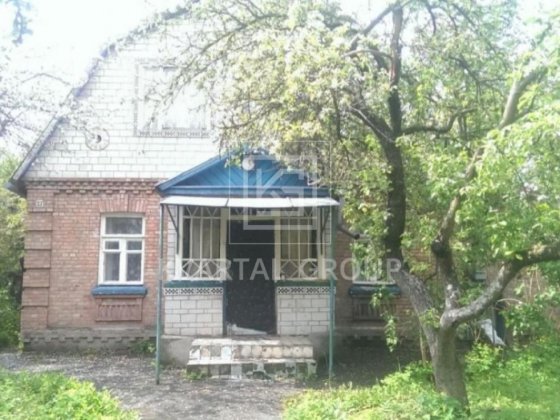 Продам пів будинку в центрі Клавдієво-Тарасово! 9 сот ділянка! Клавдиево-Тарасово