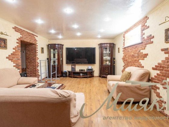 Продажа / Дом / 250 м2 / Березовка / Макаровский район Березівка