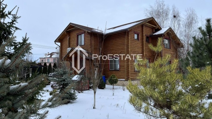 Продам будинок зі зрубу у передмісті Києва, с. Дударків - фото 1