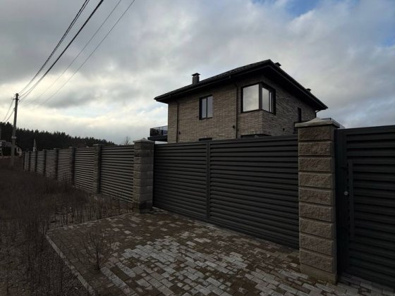 Будинок в Дмитрівці біля лісу Дмитрівка