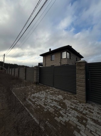 Будинок в Дмитрівці біля лісу - фото 1