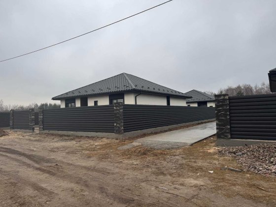 Приватний одноповерховий будинок с. Дмитрівка Київська обл Дмитрівка