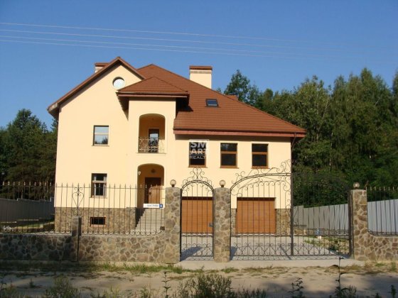 Заміський будинок у мальовничому місці Дмитровка