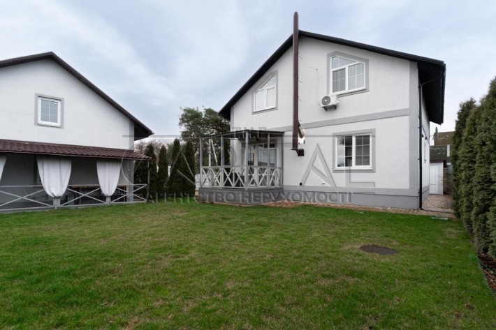 Продаж стильного двоповерхового будинку за 10 хвилин від Києва Княжичі - фото 1