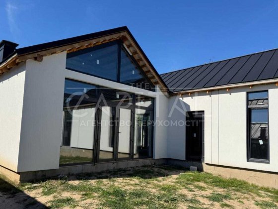 Продаж / Будинок / 135 м2 / Іванковичі / вул. Вербицького Иванковичи