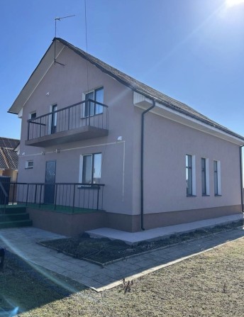 Будинок в селі Красилівка - фото 1