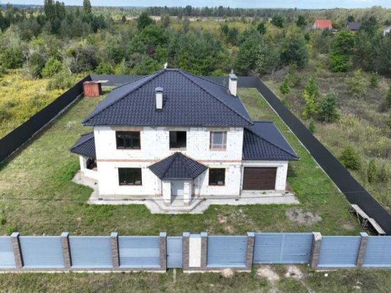 Продаж власного будинку Мила