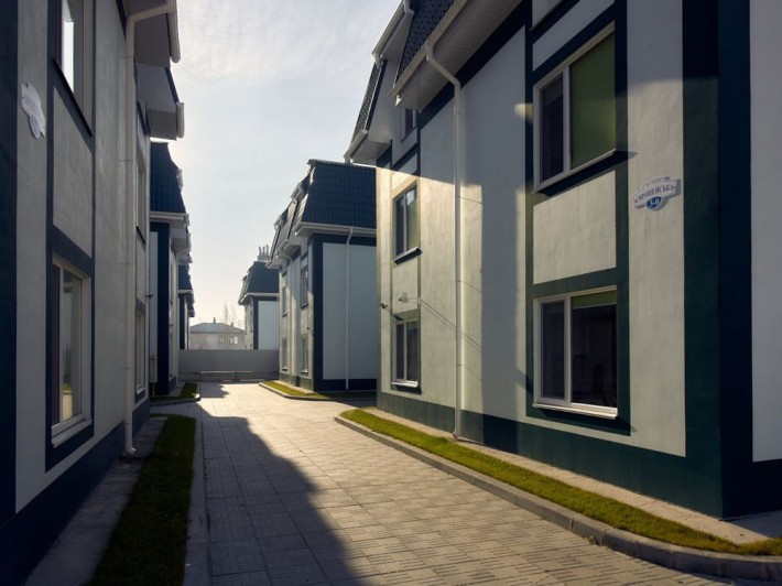 Будинок під комерційну діяльність. Житомирська траса. - фото 1