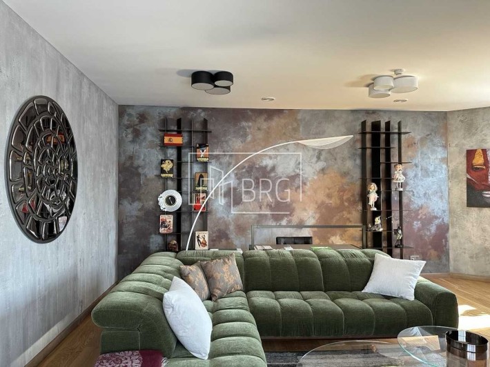 Продажа современного дома с выходом к озеру КГ Авгур Новые Безрадичи - фото 1