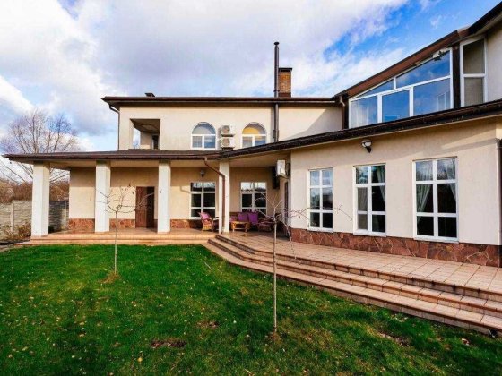 Продаж будинок Романків Сонячна Долина Ходосівка 330м2 12 соток басейн Романків