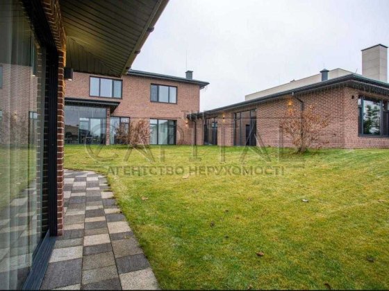 Продаж будинку 430м2 Романків КМ Сонячна Долина з виходом на озеро Романків