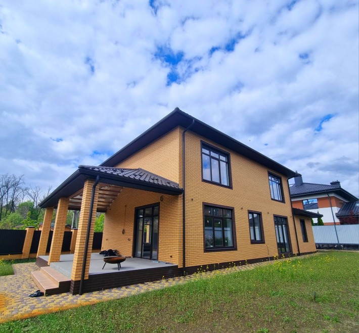 Продаж нового сучасного будинку с.Чайки, Бучанський район. - фото 1