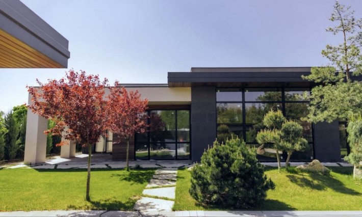 Продаж елітного котеджу у Хотянівці, 10 соток, басейн, ландшафт - фото 1