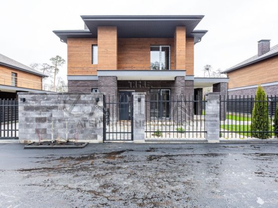 Продаються будинки 252 м2 в котеджному містечку, Чайки Чайки