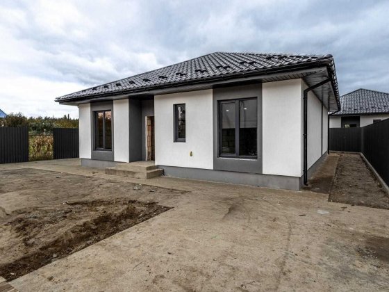 Без комісії, будинок Шевченково