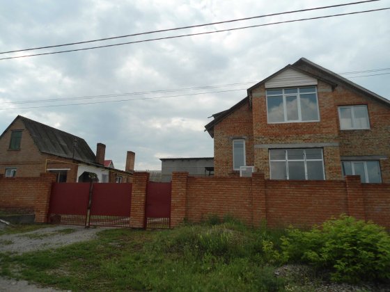 Продам два будинки за ціною одного Соколовское
