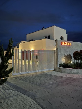 Останній найкращий будинок в Брюховичах екопарк - фото 1