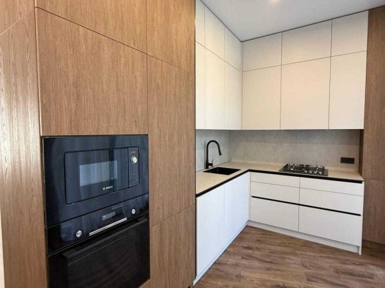 Продаж готового котеджу з дизайнерським ремонтом та меблями, Брюховичі Брюховичі