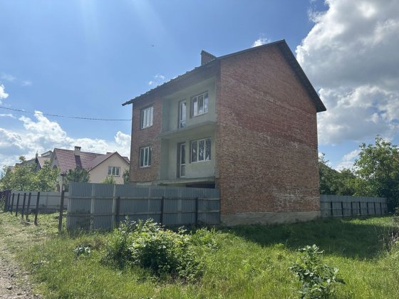 Продам  Будинок  вул Східна Самбор