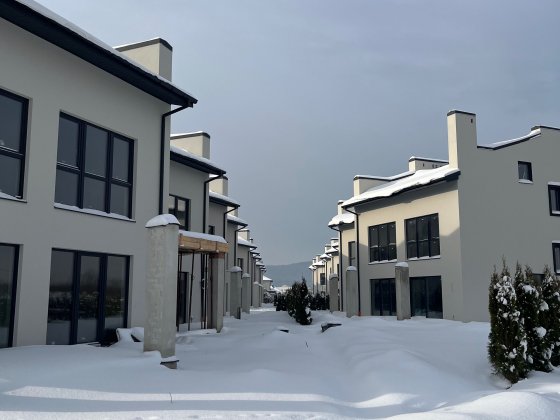 Продаж котеджів у Малехові Малехів