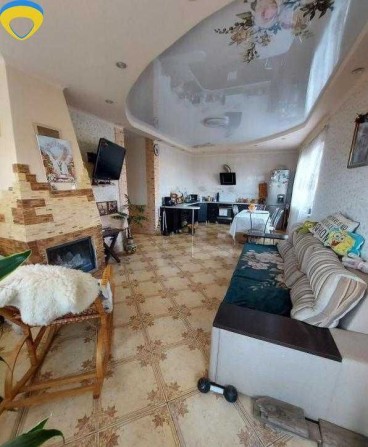 Просторный 4-комнатный дом в Фонтанке — залог комфортной жизни! - фото 1