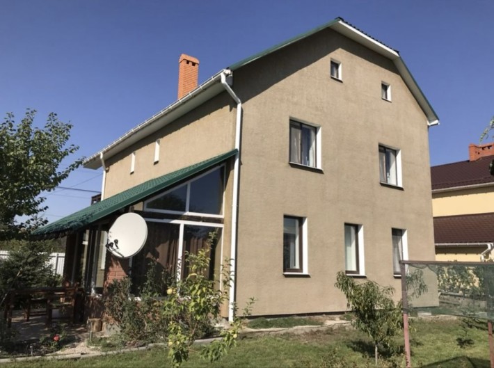 Двоповерховий будинок у Фонтанці - фото 1