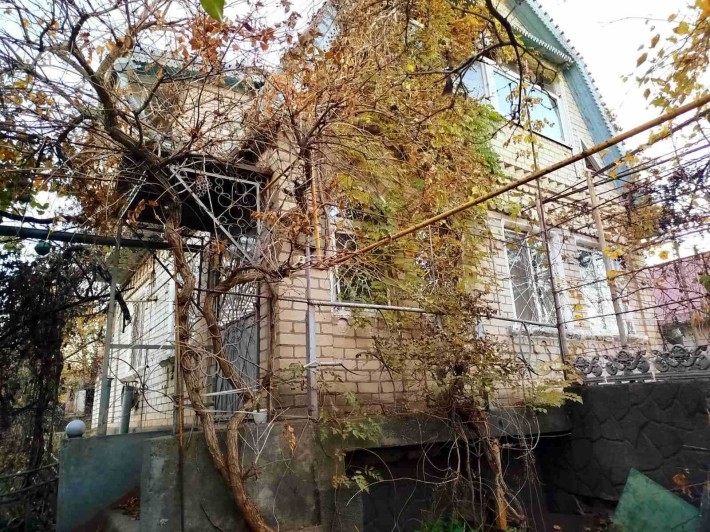 Продам  дом капитальной постройки цена 25т - фото 1