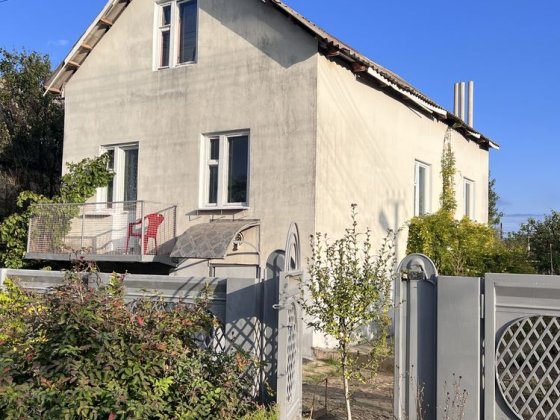 Продаю жилой крепкий дом в Великодолинское Великодолинское