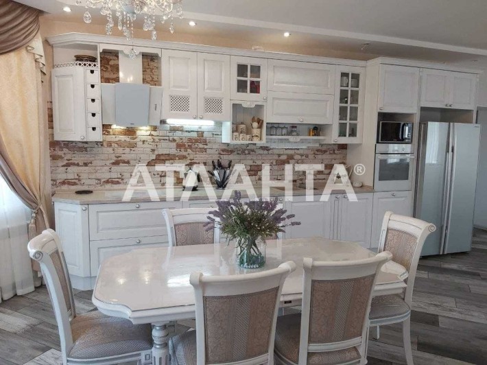 Красивый добротный дом. Лески - фото 1