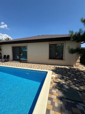 Фонтанка, Продам шикарный дом 100 кв. Участок 5 соток  Бассейн - фото 1