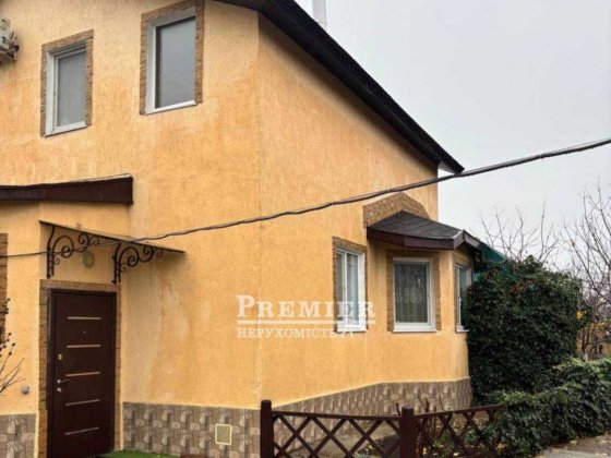 Продам будинок з ремонтом у Фонтанці Фонтанка