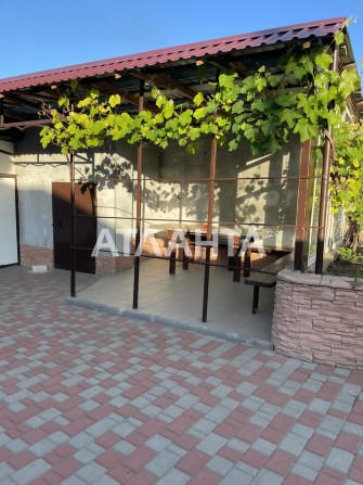 Дом с большим участок в с.Нерубайском - фото 1