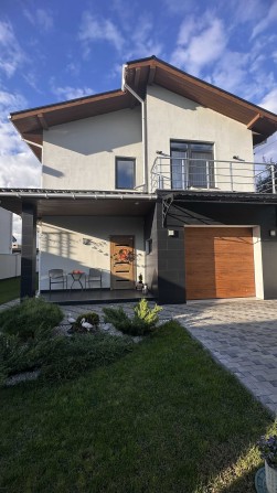 Дом в Фонтанке на Радужной. Торг - фото 1