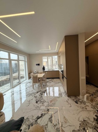 Продам новый дом с евроремонтом в Нерубайском. - фото 1