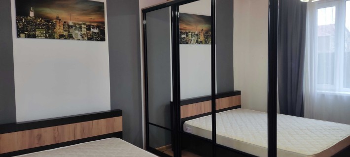 Продам новый современный дом с ремонтом в Нерубайском - фото 1