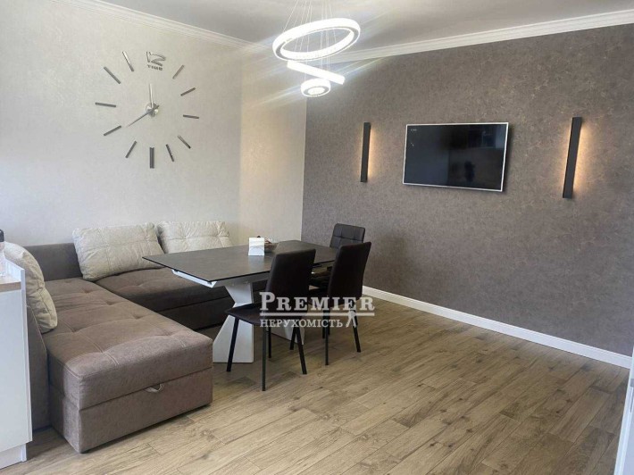 Продам будинок з ремонтом у Фонтанці - фото 1