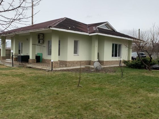 Продам будинок з червоної цегли! 13 соток . Від власника . Нерубайское