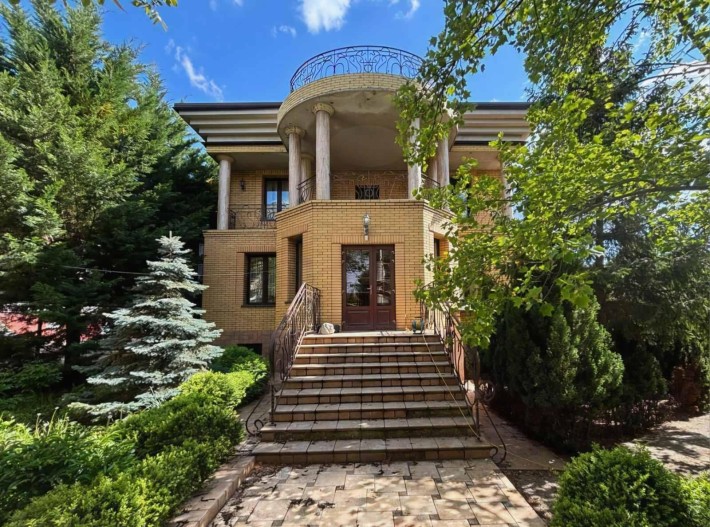 Продам шикарный особняк в  Царском селе -2 (207-512) - фото 1