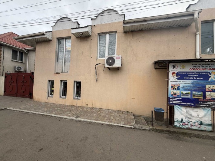 Центр Усатово! Отдельное здание 180 м² с двориком и парковкой. Торг - фото 1