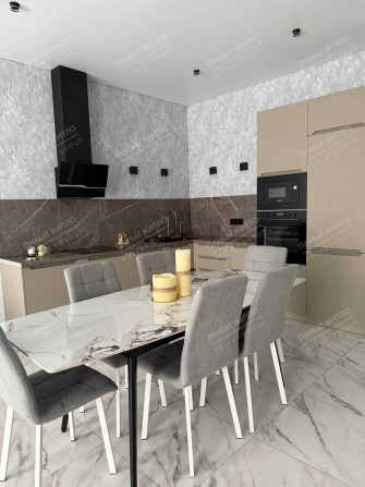 Сучасний таунхаус у Полтаві - фото 1