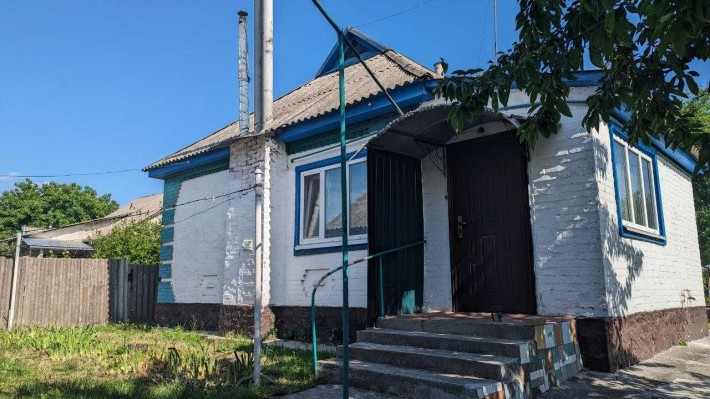 Продається будинок! Поруч центр - фото 1