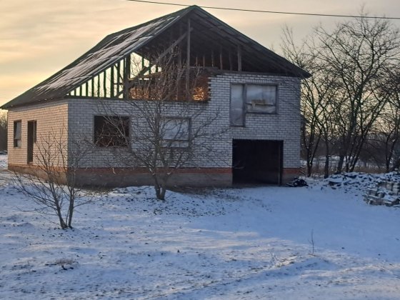 Продам новобудову Зеньков