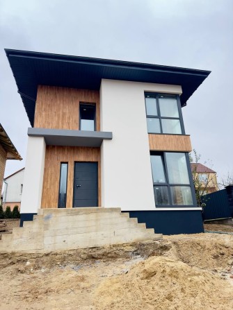 Продам будинок в червоних горах - фото 1