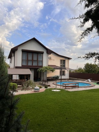 Будинок  для великої сімї, з новим ремонтом. - фото 1