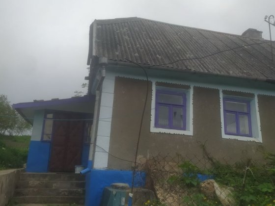 Продаж частини будинку на Довжку Должок