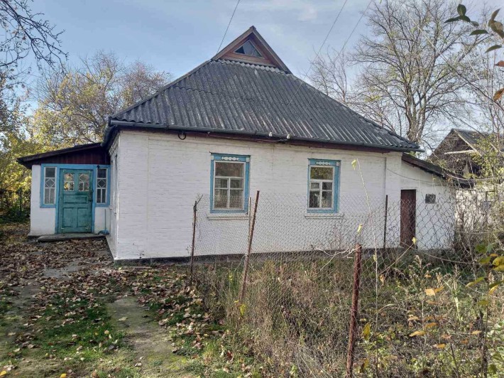 Продається будинок с.Селище Корсунь шевченківський р-н Черкаська обл. - фото 1
