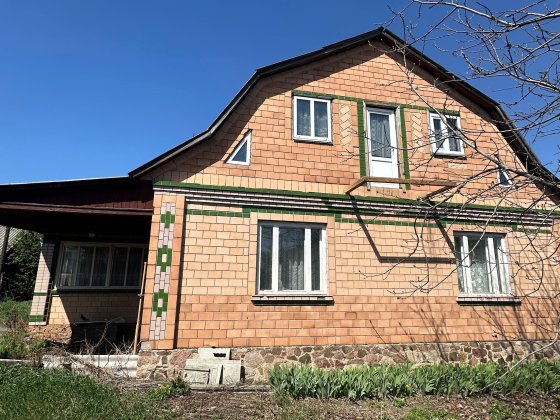 Будинок неподалік від центру міста та залізничної станції,під ремонт! Носовка