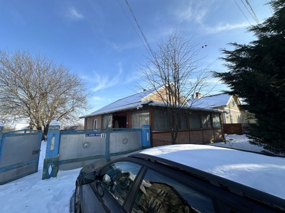 Продається 1 поверховий будинок околиці Міста Чагор