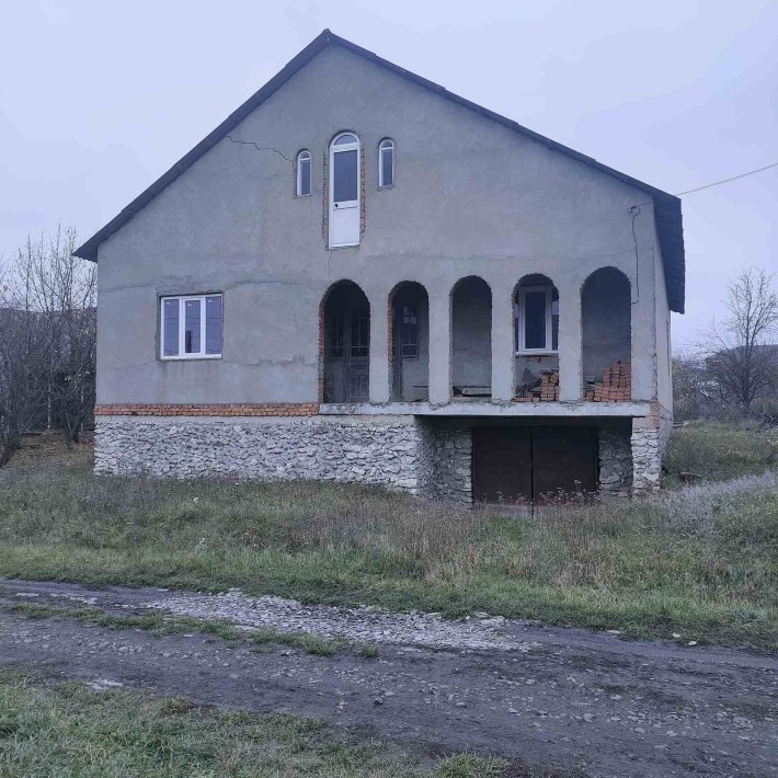 Будинок в Кельменцях - фото 1