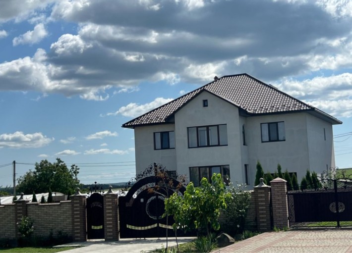 Продаж будинку в с.Остриця - фото 1